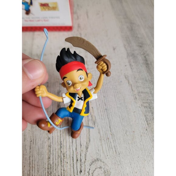 Hallmark Yo Ho! let's go! Jake Neverland pirates ornament Xmas - Picture 3 of 6